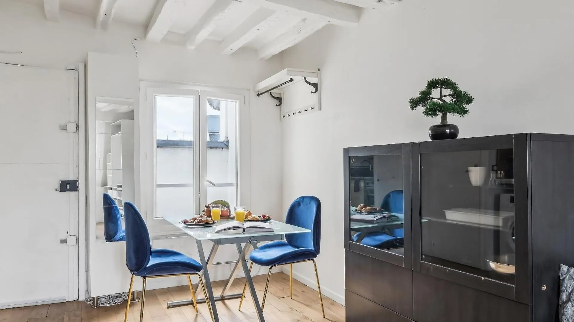 Apartment Bnbnova - Le Louvre & Notre-Dame Paris